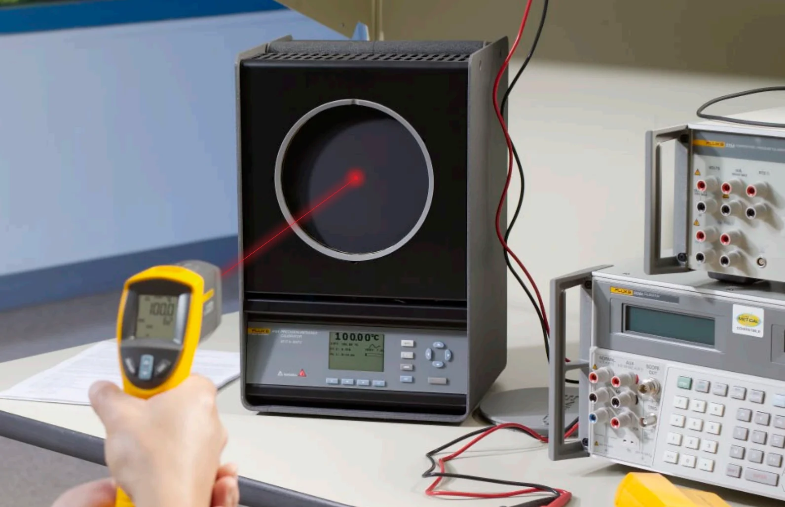 Calibración de Termómetros claves para asegurar mediciones confiables_calibración de termómetros-peru-CERTIMET Calibración de Termómetros claves para asegurar mediciones confiables_calibración de termómetros-peru-CERTIMET